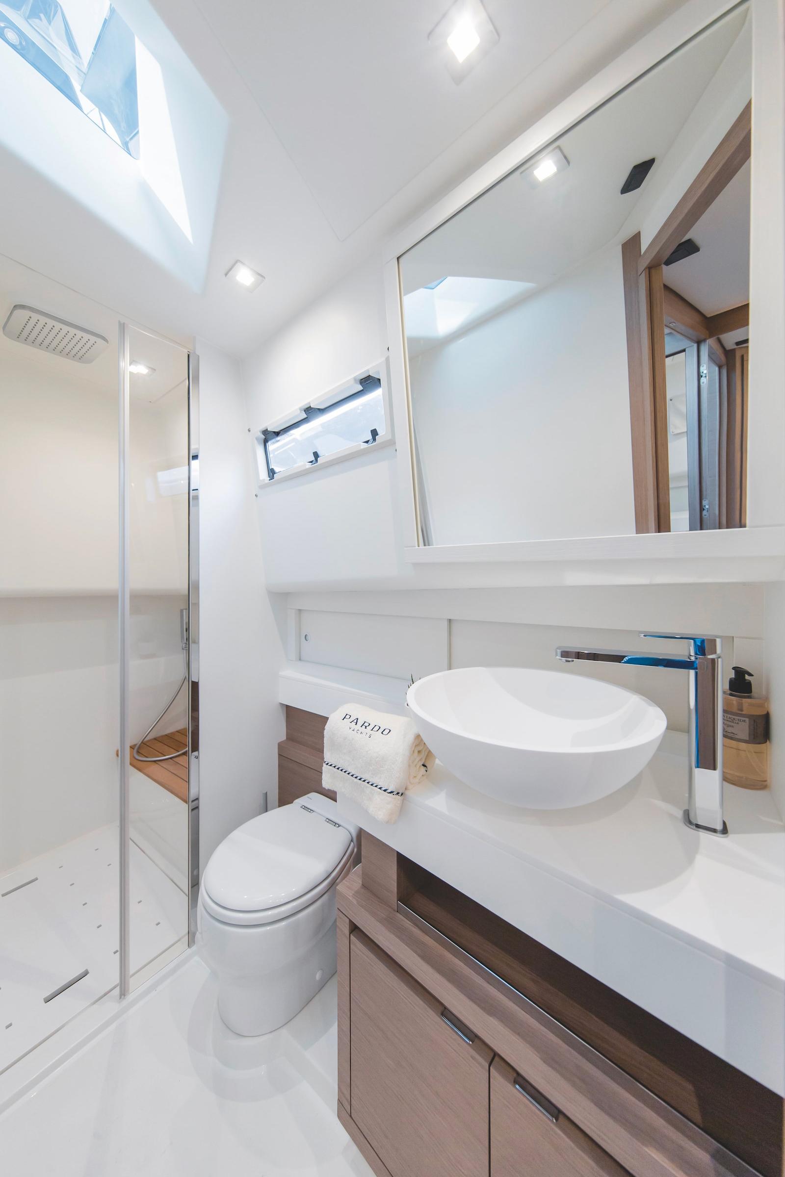 Contemporary bathroom inside Pardo 50 yacht