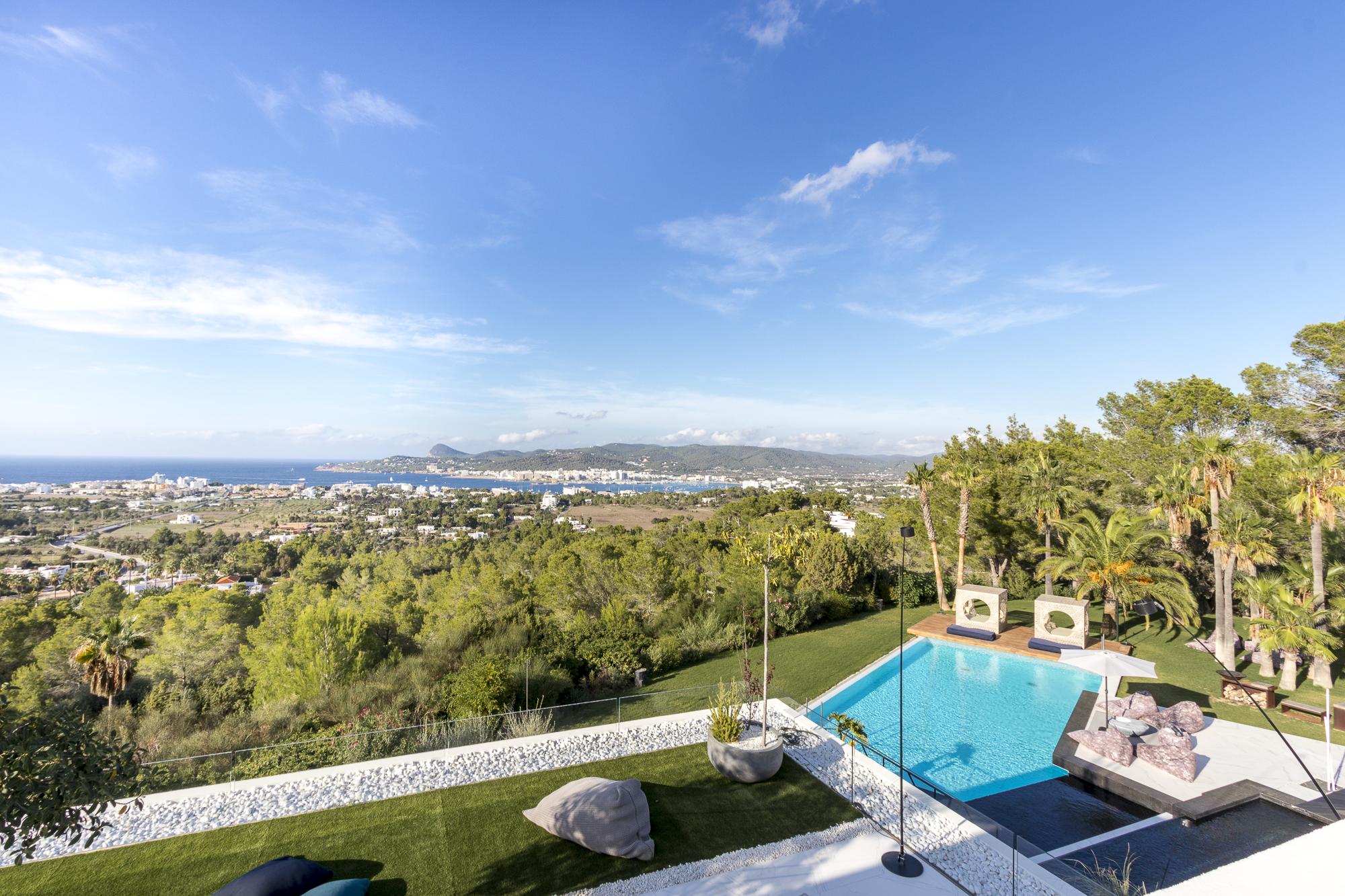 Infinity pool overlooking the Ibiza countryside at Villa Forest